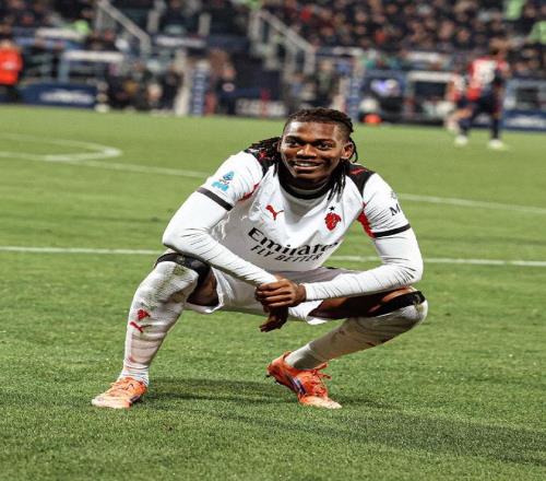 切尔西与伯,恩茅斯比肩,詹姆斯任意,米兰体育官网,APP下载,注册领彩金,官方网站,网站入口