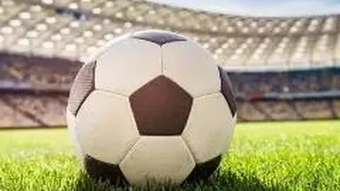 赵薇老板力捧旗下艺人，张哲瀚生日获特殊祝福